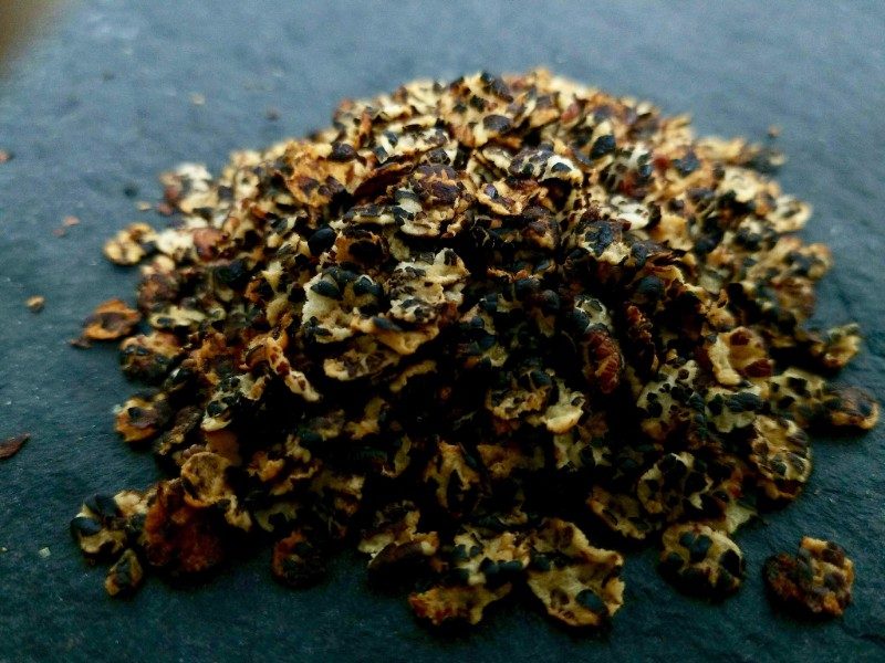 Black Sorghum Flakes